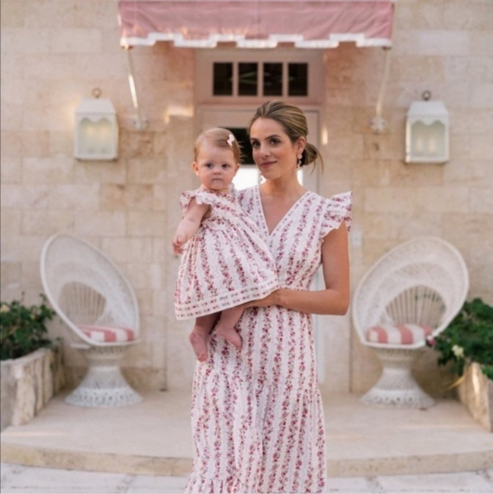 Gal Meets Glam Rosie Flutter Sleeve Maxi Dress NWT